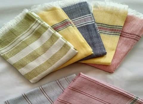 تصویر 3 از حوله سنتی بیرجند با کیفیت در طرح های محلی